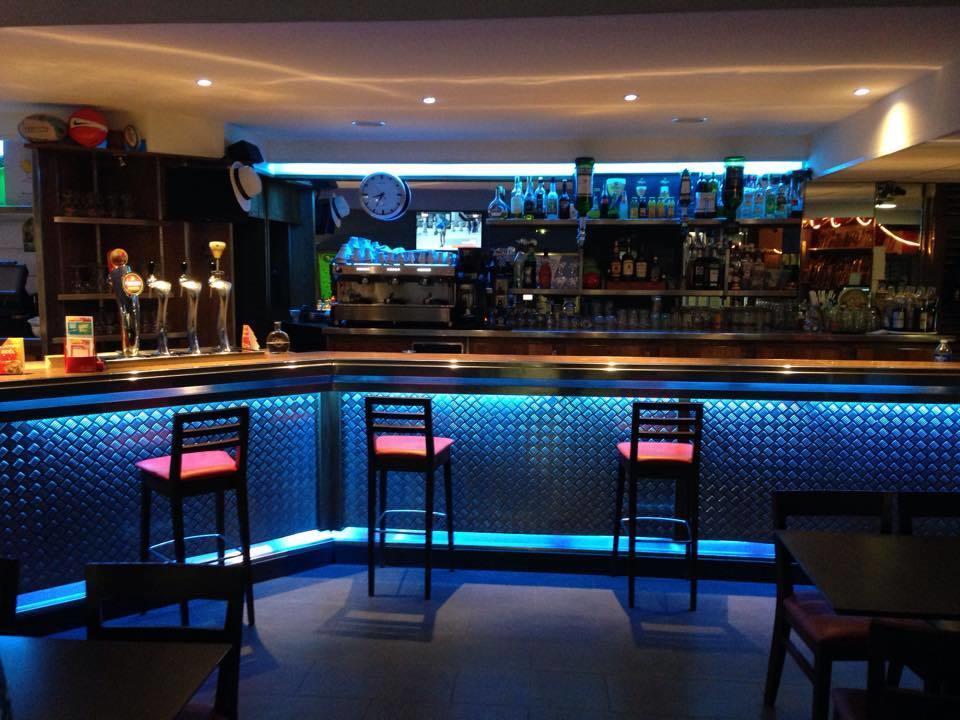 La Hourquie Cafe Hotel Morlaas Ngoại thất bức ảnh